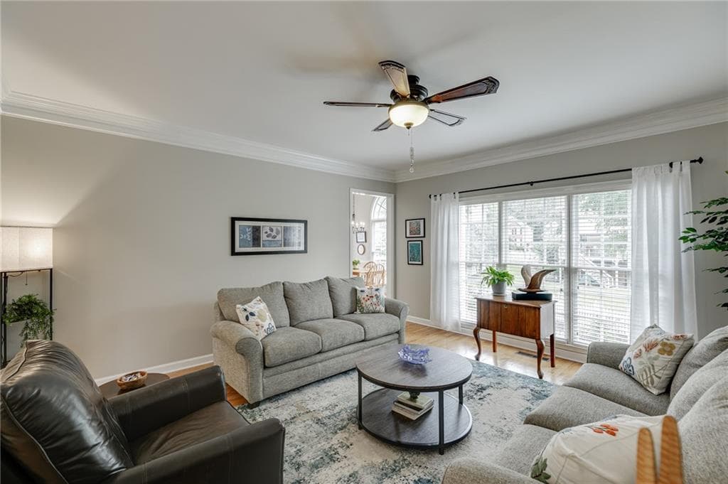 5 bedroom, 4 bathroom, 4,987 sq ft single family residence under contract at 982 Spring Park Lane, Suwanee, GA 30024 — photo 7