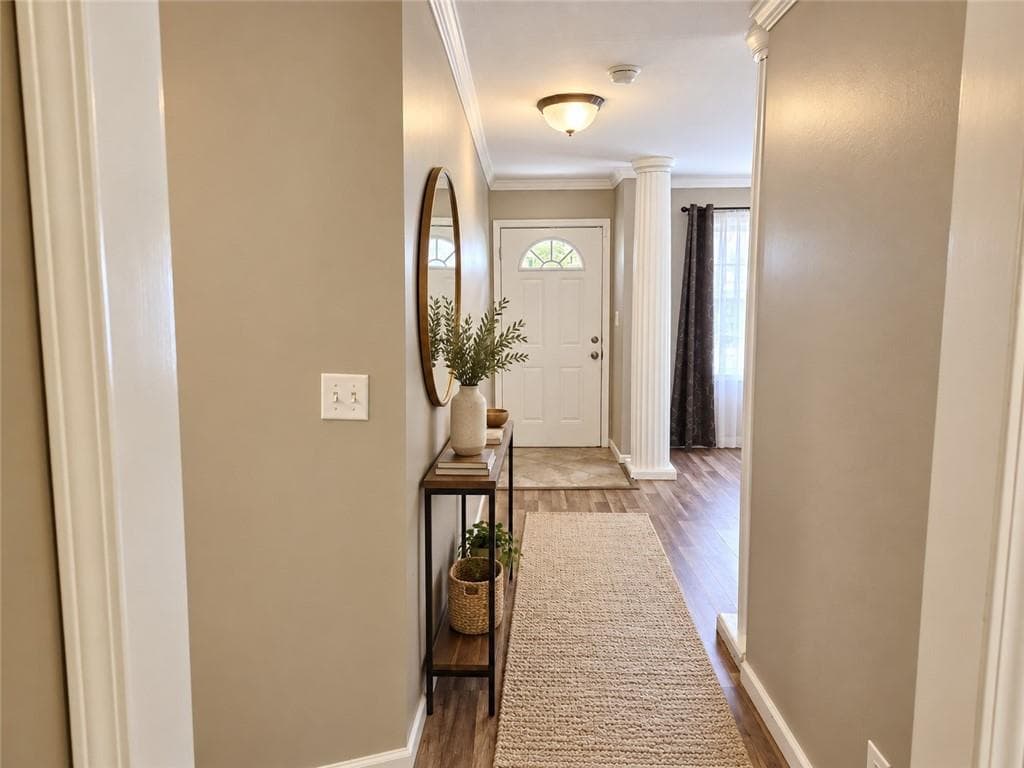 5 bedroom, 3 bathroom, 2,839 sq ft single family residence for sale at 3205 Flamingo Drive, East Point, GA 30344 — photo 2
