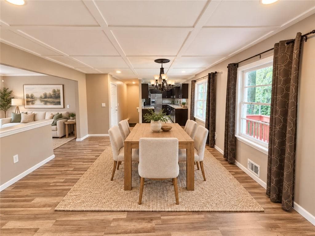 5 bedroom, 3 bathroom, 2,839 sq ft single family residence for sale at 3205 Flamingo Drive, East Point, GA 30344 — photo 7