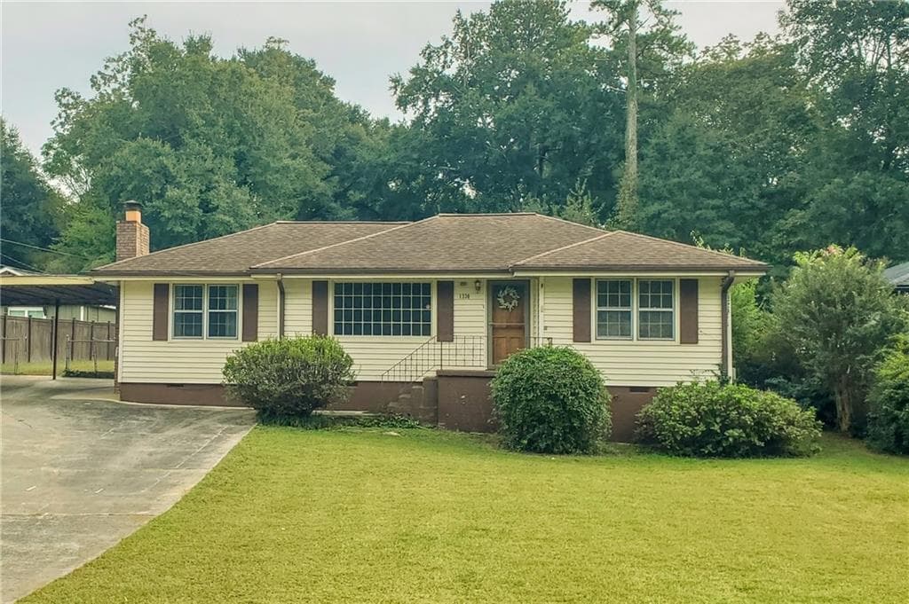 2 bedroom, 1 bathroom, 1,095 sq ft single family residence for sale at 1330 Belmont Avenue, Smyrna, GA 30080