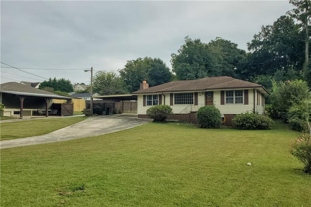 2 bedroom, 1 bathroom, 1,095 sq ft single family residence for sale at 1330 Belmont Avenue, Smyrna, GA 30080 — photo 2