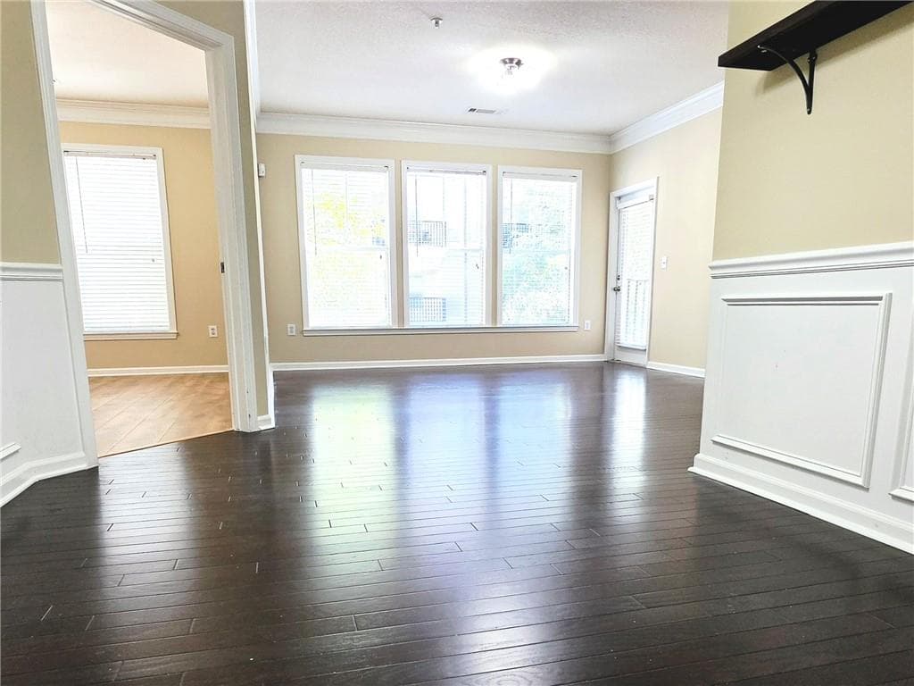 2 bedroom, 2 bathroom, 1,168 sq ft condominium for sale at 1850 Cotillion Drive 3221, Dunwoody, GA 30338 — photo 4
