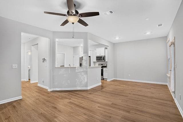 4 bedroom, 3 bathroom, 1,761 sq ft single family residence for rent at 4716 Blake Loop, South Fulton, GA 30349 for $2,800 a month — photo 9