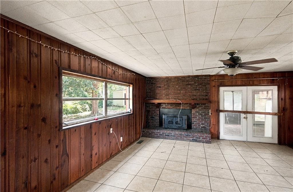 3 bedroom, 1 bathroom, 2,952 sq ft single family residence for sale at 620 S Gordon Circle, Hapeville, GA 30354 — photo 7