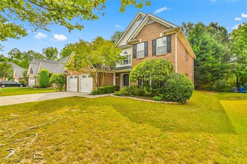 5 bedroom, 3 bathroom, 2,832 sq ft single family residence for rent at 987 Park Hollow Way, Lawrenceville, GA 30043 for $2,700 a month — photo 2