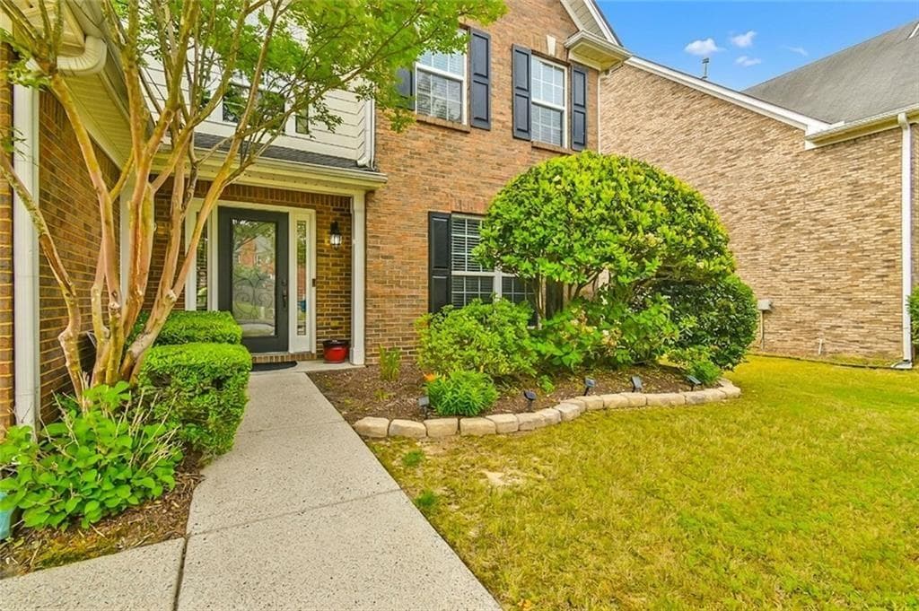 5 bedroom, 3 bathroom, 2,832 sq ft single family residence for rent at 987 Park Hollow Way, Lawrenceville, GA 30043 for $2,700 a month — photo 3