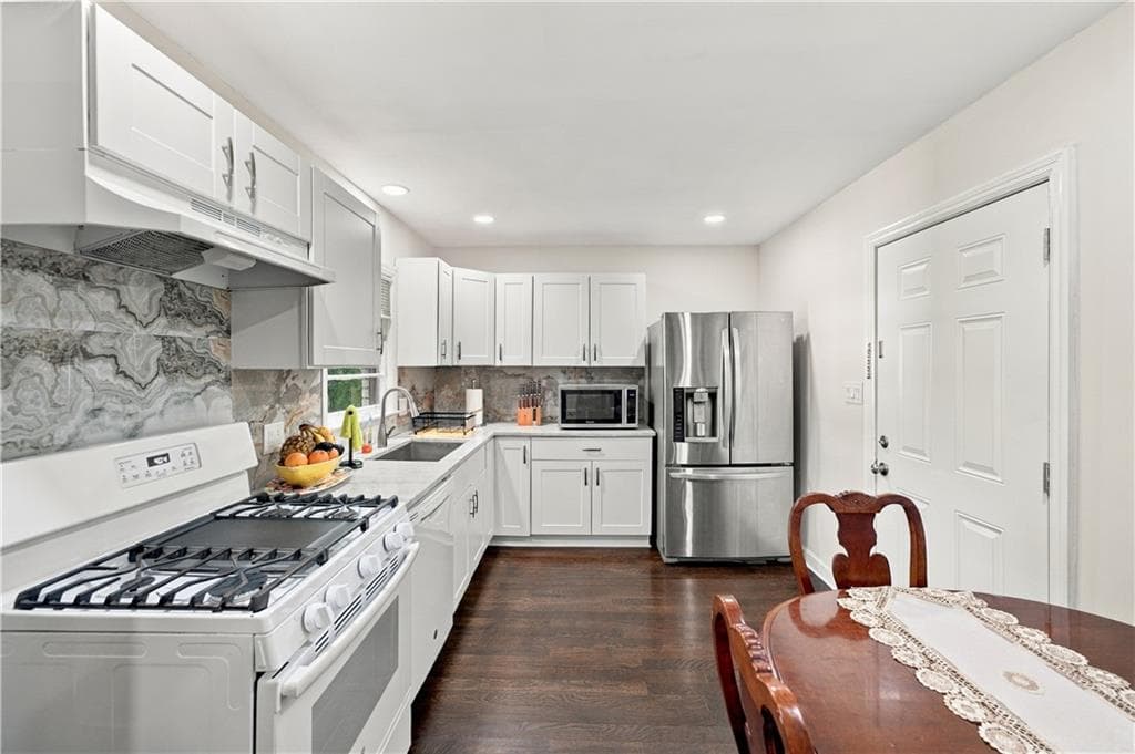 4 bedroom, 2 bathroom, 1,141 sq ft single family residence for sale at 169 Herbert Drive, Marietta, GA 30067 — photo 9