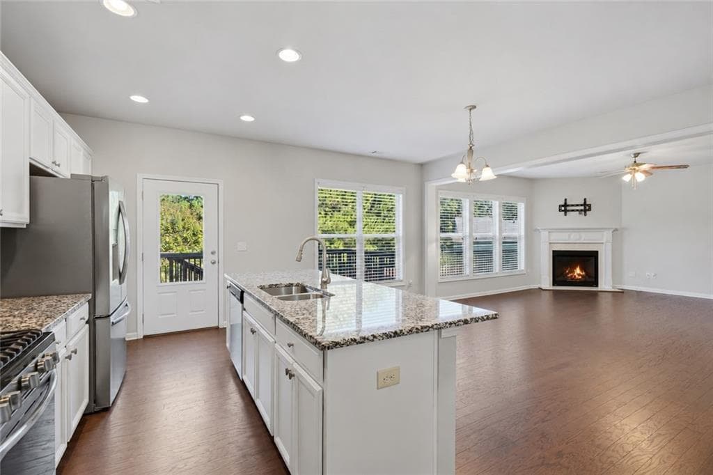 4 bedroom, 3 bathroom, 2,336 sq ft single family residence for sale at 4125 Spring Ridge Drive, Cumming, GA 30028 — photo 10
