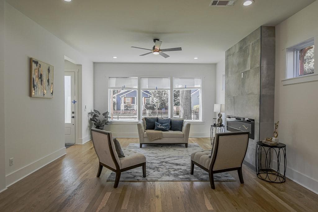 4 bedroom, 4 bathroom, 3,600 sq ft single family residence for sale at 1064 Mcdaniel Street, Atlanta, GA 30310 — photo 8