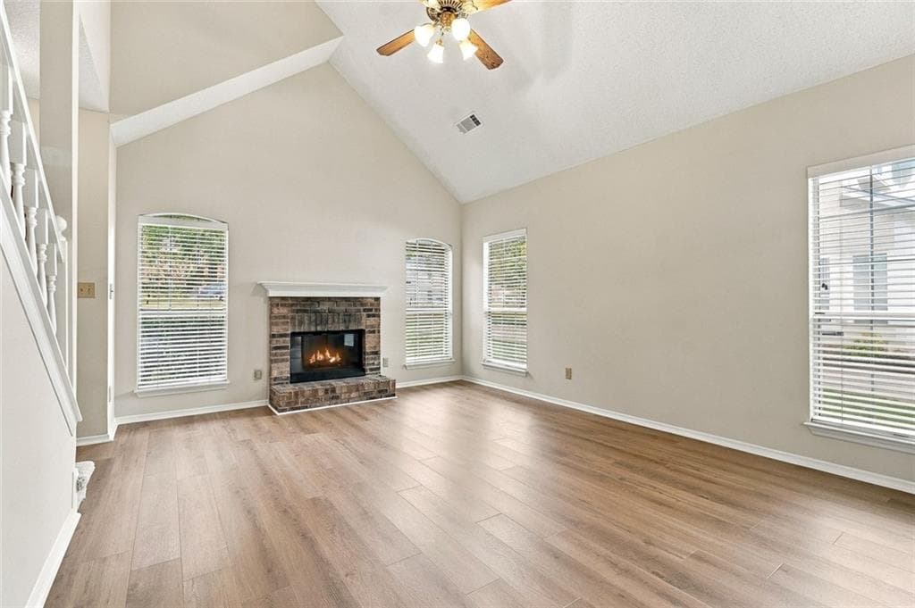 4 bedroom, 3 bathroom, 2,386 sq ft single family residence under contract at 120 Pine Rise Court, Alpharetta, GA 30022 — photo 2