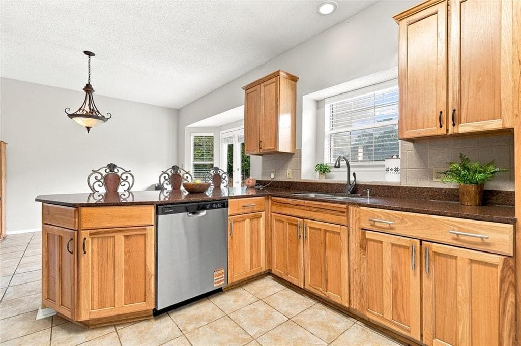 4 bedroom, 3 bathroom, 2,386 sq ft single family residence under contract at 120 Pine Rise Court, Alpharetta, GA 30022 — photo 8