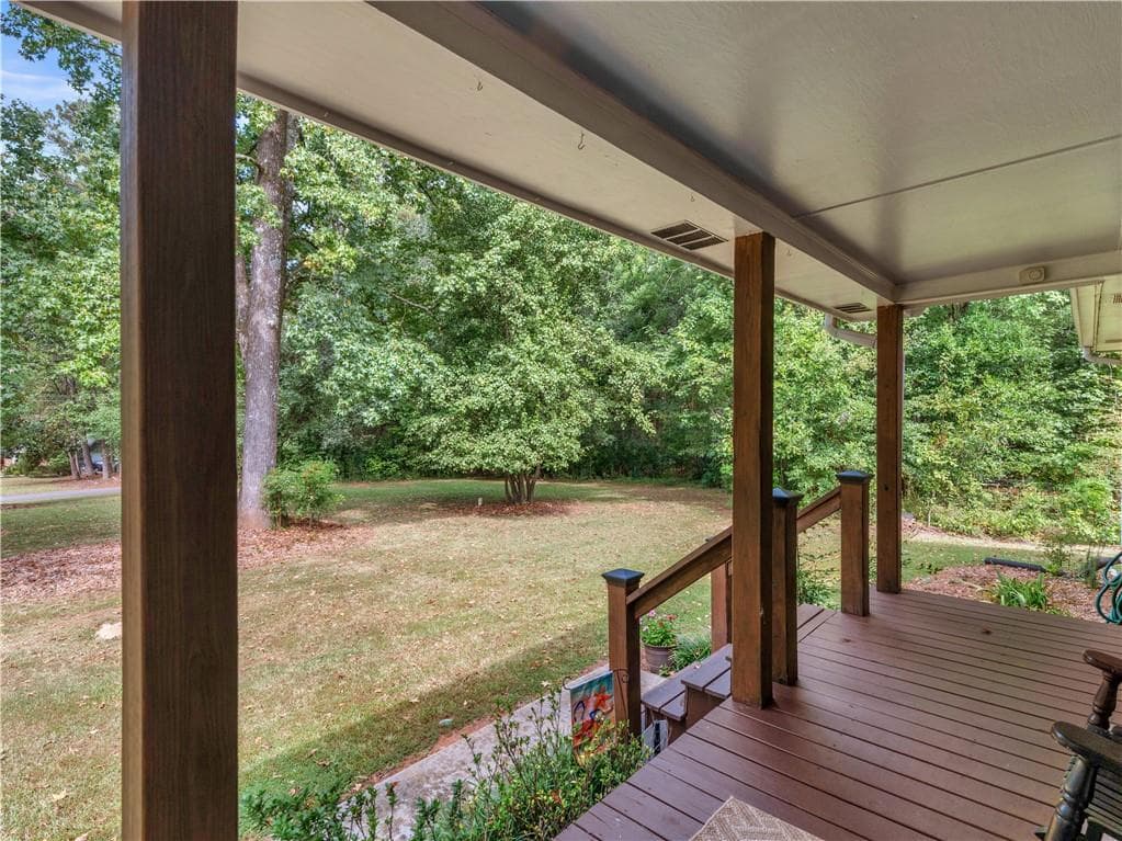 3 bedroom, 3 bathroom, 3,151 sq ft single family residence for sale at 20 Valley Trail, Covington, GA 30014 — photo 5