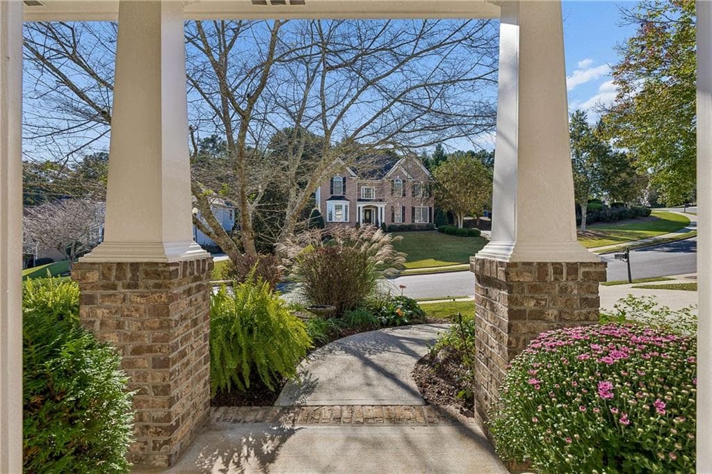 5 bedroom, 3 bathroom, 2,143 sq ft single family residence for sale at 3706 Coralberry Way, Dacula, GA 30019 — photo 5