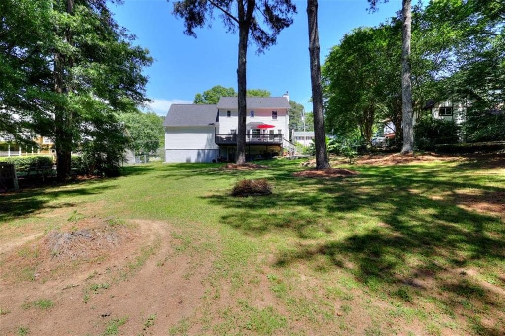 4 bedroom, 3 bathroom, 2,592 sq ft single family residence for sale at 1961 Shoreline Trace, Grayson, GA 30017 — photo 4