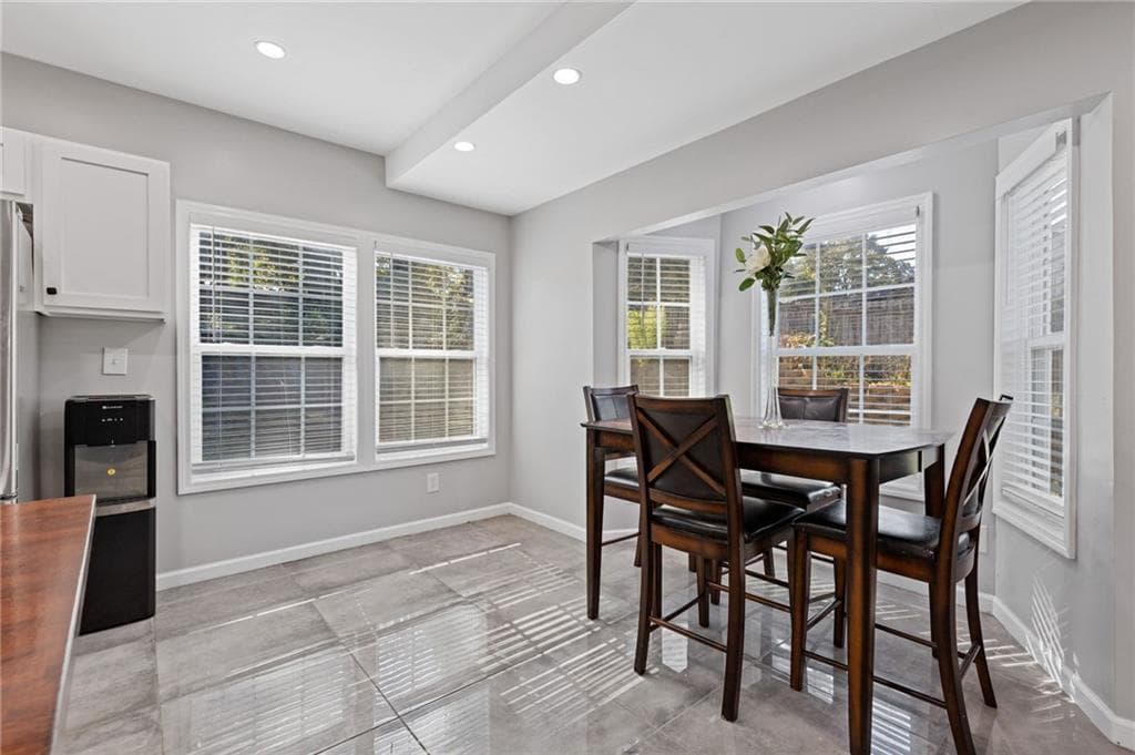 3 bedroom, 2 bathroom, 1,010 sq ft single family residence for sale at 38 Baker Road, Cartersville, GA 30121 — photo 8