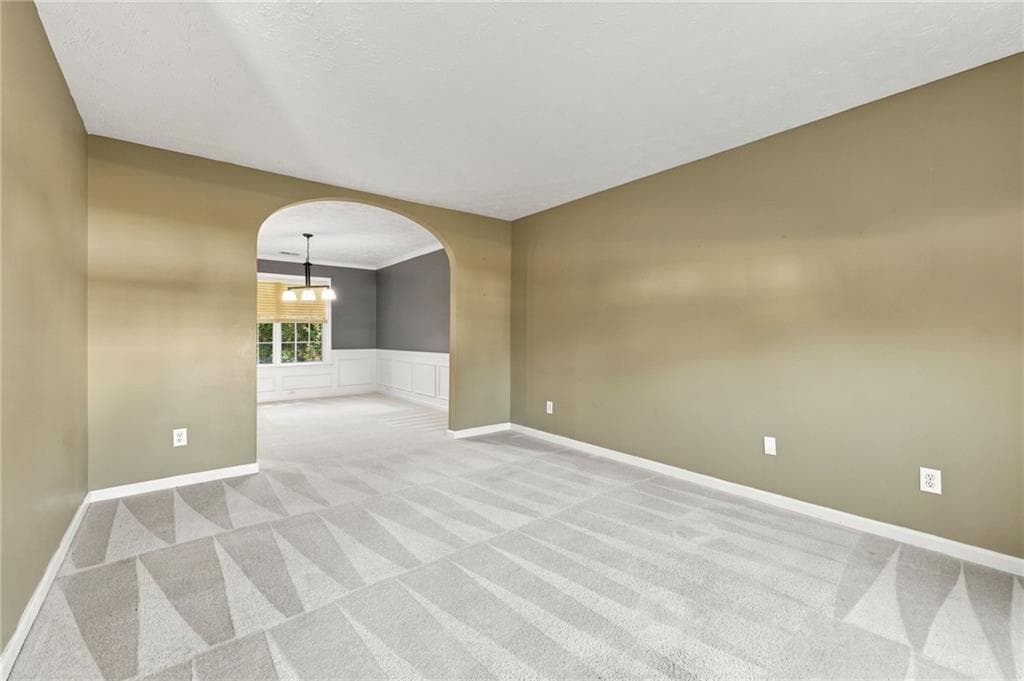 3 bedroom, 3 bathroom, 2,248 sq ft single family residence for sale at 2997 Bancroft Glen, Kennesaw, GA 30144 — photo 4