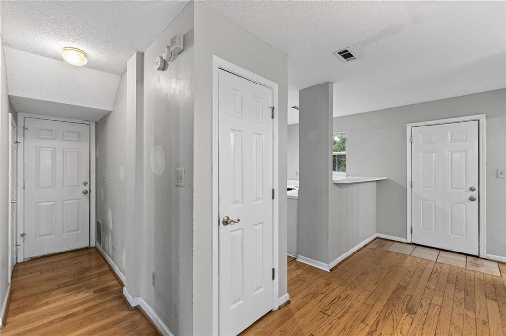 3 bedroom, 3 bathroom, 1,268 sq ft single family residence for sale at 807 Tramore Drive, Stockbridge, GA 30281 — photo 4