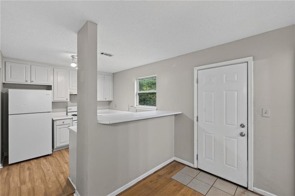 3 bedroom, 3 bathroom, 1,268 sq ft single family residence for sale at 807 Tramore Drive, Stockbridge, GA 30281 — photo 7