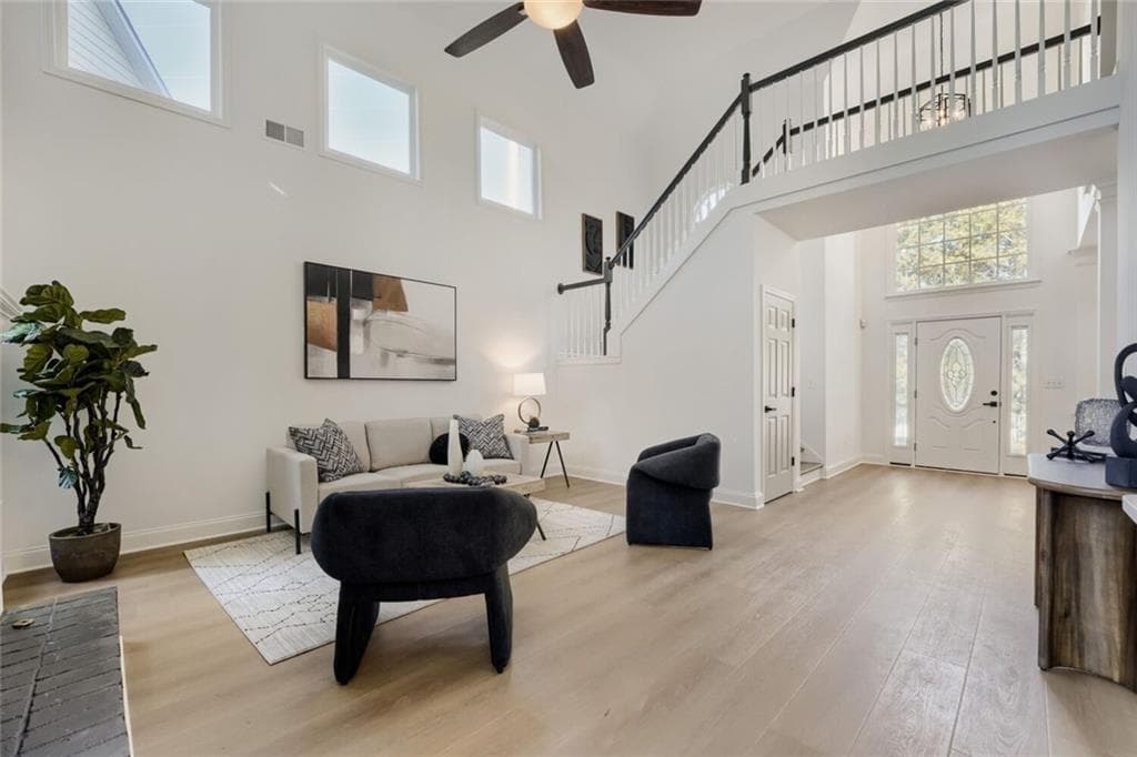 4 bedroom, 4 bathroom, 2,462 sq ft single family residence for sale at 3728 Ramsey Drive, Marietta, GA 30062 — photo 9