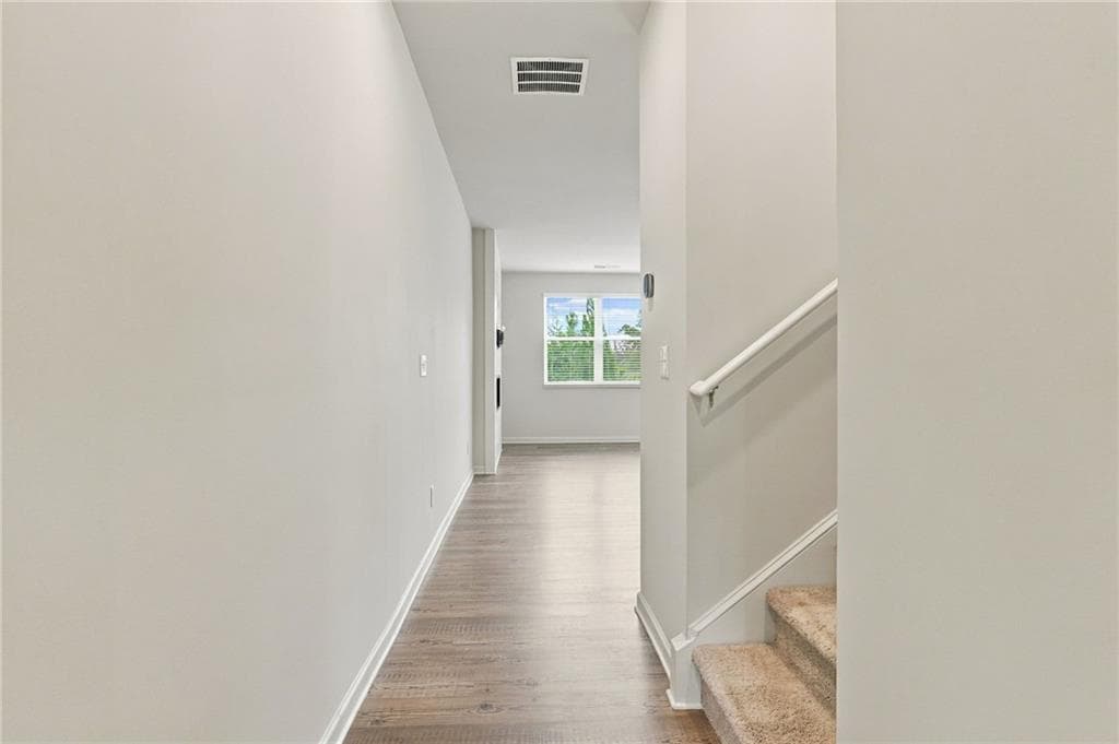 3 bedroom, 3 bathroom, 1,842 sq ft townhouse for rent at 5313 Melbourne Lane, Flowery Branch, GA 30542 for $2,050 a month — photo 5