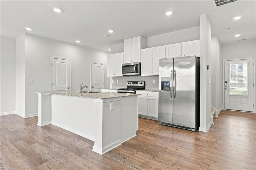 3 bedroom, 3 bathroom, 1,842 sq ft townhouse for rent at 5313 Melbourne Lane, Flowery Branch, GA 30542 for $2,050 a month — photo 9