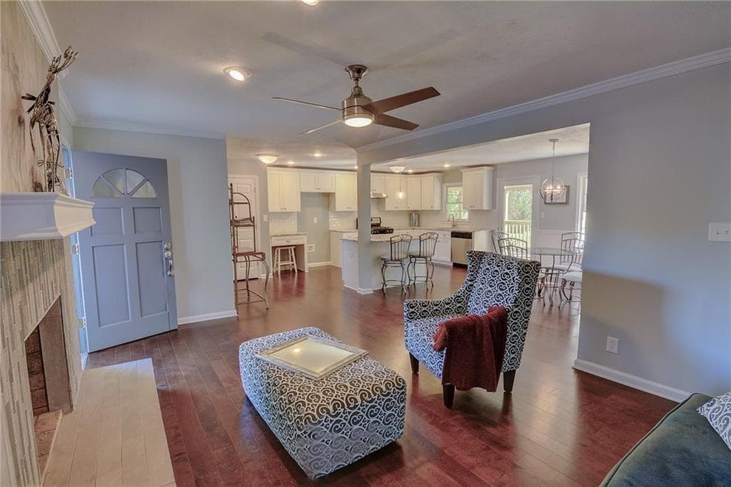 2 bedroom, 1 bathroom, 1,215 sq ft single family residence for rent at 3188 Robin Lane, Duluth, GA 30096 for $2,000 a month — photo 7