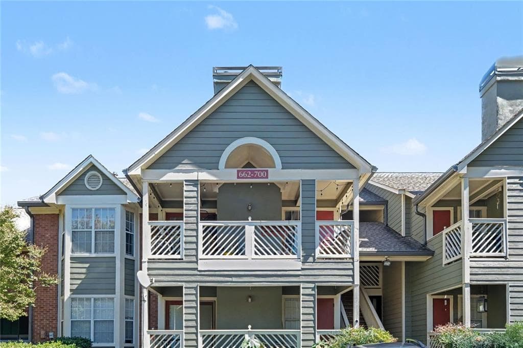 1 bedroom, 1 bathroom, 813 sq ft condominium for sale at 672 McGill Place 672, Atlanta, GA 30312