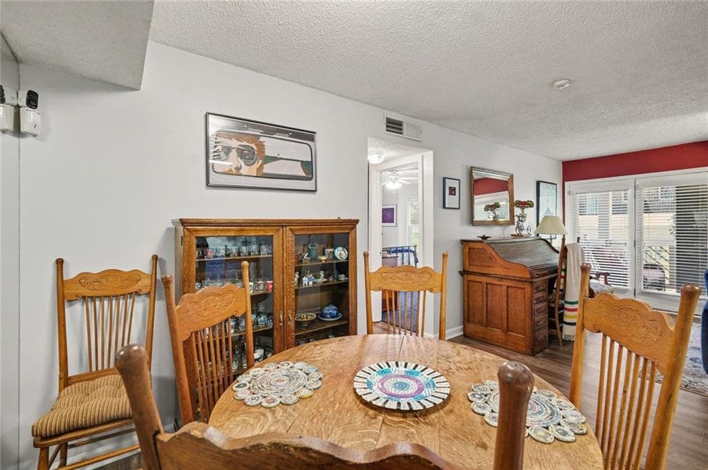 1 bedroom, 1 bathroom, 813 sq ft condominium for sale at 672 McGill Place 672, Atlanta, GA 30312 — photo 9