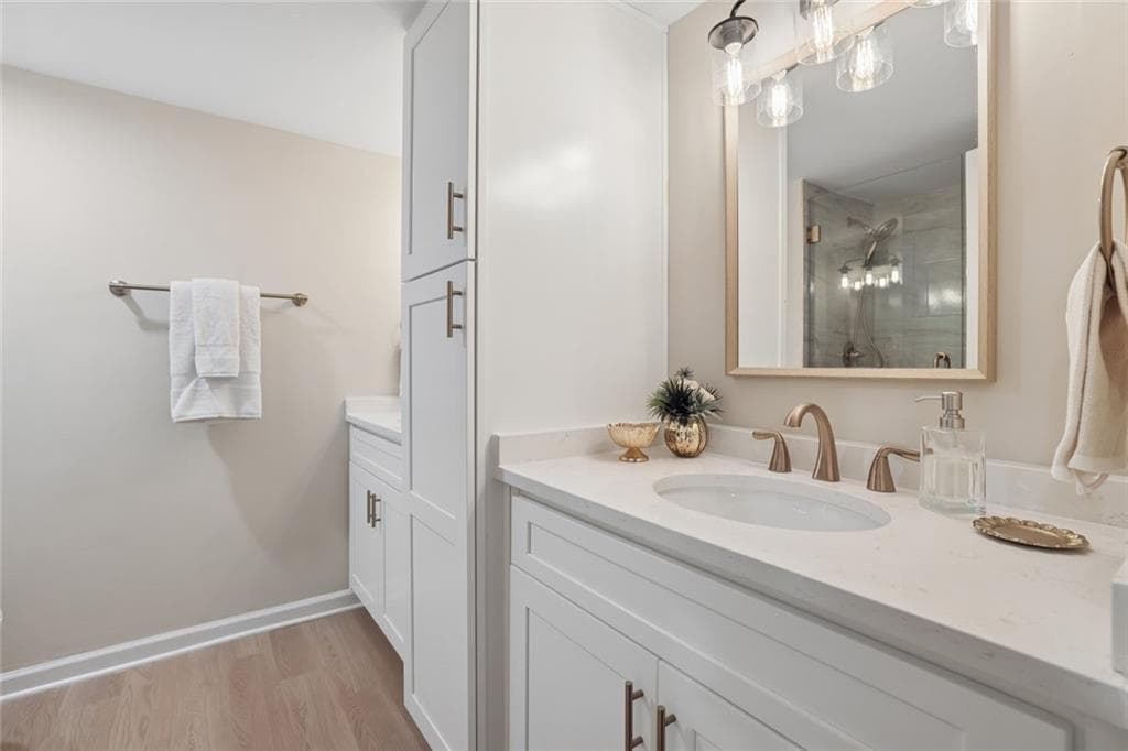 3 bedroom, 2 bathroom, 1,469 sq ft condominium for sale at 6851 Roswell Road F19, Sandy Springs, GA 30328 — photo 5