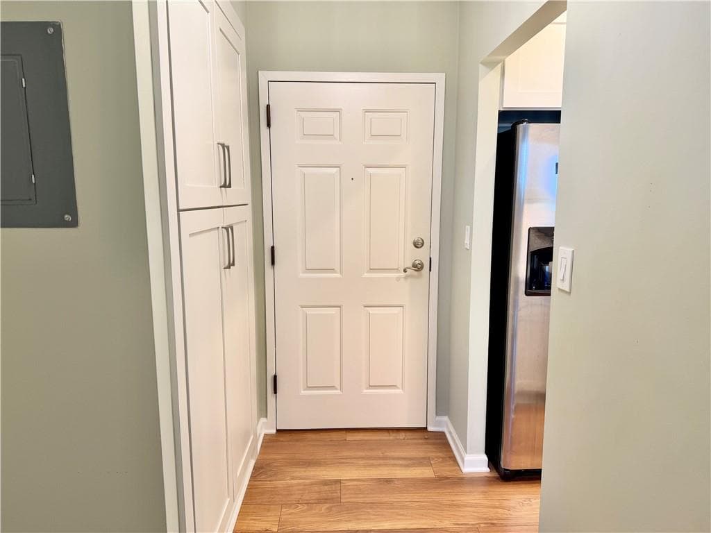 1 bedroom, 1 bathroom, 760 sq ft condominium for rent at 300 Johnson Ferry Road 1003, Sandy Springs, GA 30328 for $1,900 a month — photo 9