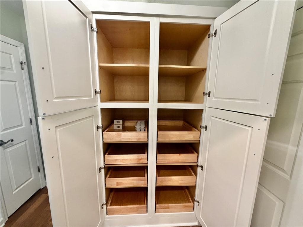 1 bedroom, 1 bathroom, 760 sq ft condominium for rent at 300 Johnson Ferry Road 1003, Sandy Springs, GA 30328 for $1,900 a month — photo 10