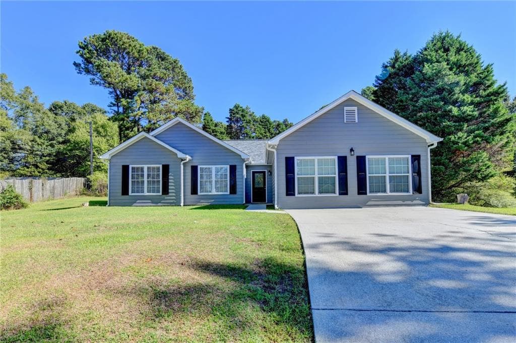 3 bedroom, 2 bathroom, 1,897 sq ft single family residence for sale at 1230 Brook Meadow Court, Lawrenceville, GA 30045 — photo 2