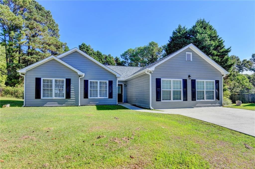 3 bedroom, 2 bathroom, 1,897 sq ft single family residence for sale at 1230 Brook Meadow Court, Lawrenceville, GA 30045 — photo 3