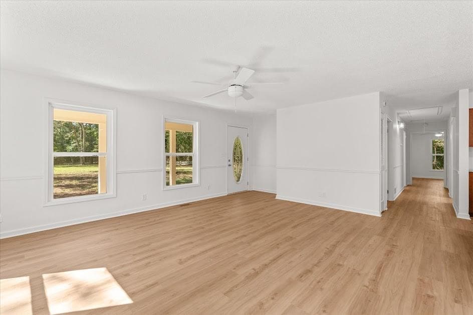 2 bedroom, 2 bathroom, 1,412 sq ft single family residence under contract at 2425 Georgia 100, Waco, GA 30182 — photo 10