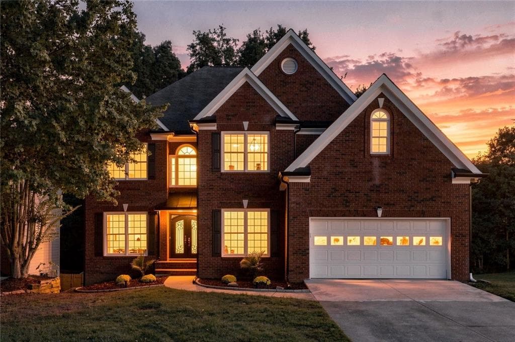 5 bedroom, 4 bathroom, 4,131 sq ft single family residence for sale at 2680 Factor Walk Boulevard, Suwanee, GA 30024 — photo 4