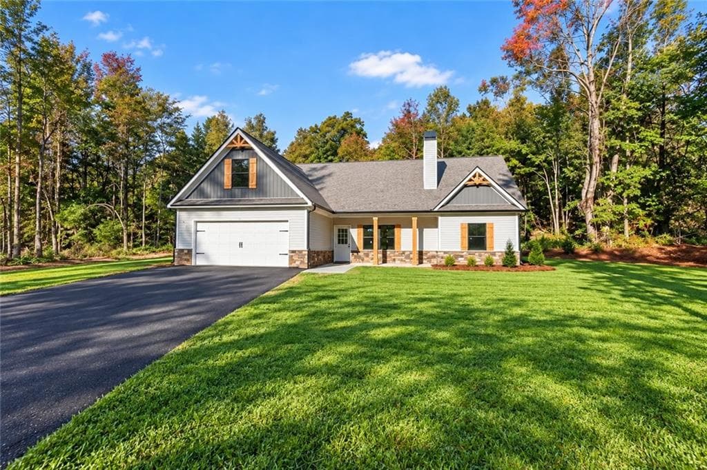 4 bedroom, 2 bathroom, 1,733 sq ft single family residence for sale at 339 Relay Road, Silver Creek, GA 30173