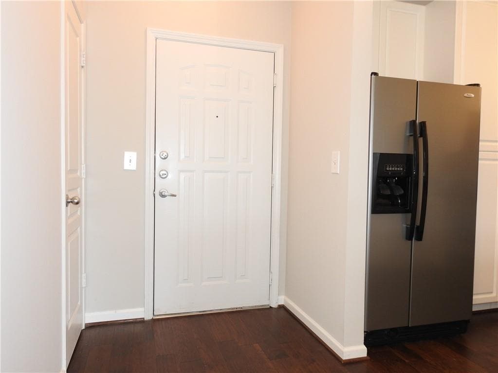 1 bedroom, 1 bathroom, 648 sq ft condominium for rent at 10 Perimeter Summit Boulevard 3403, Atlanta, GA 30319 for $1,450 a month — photo 4