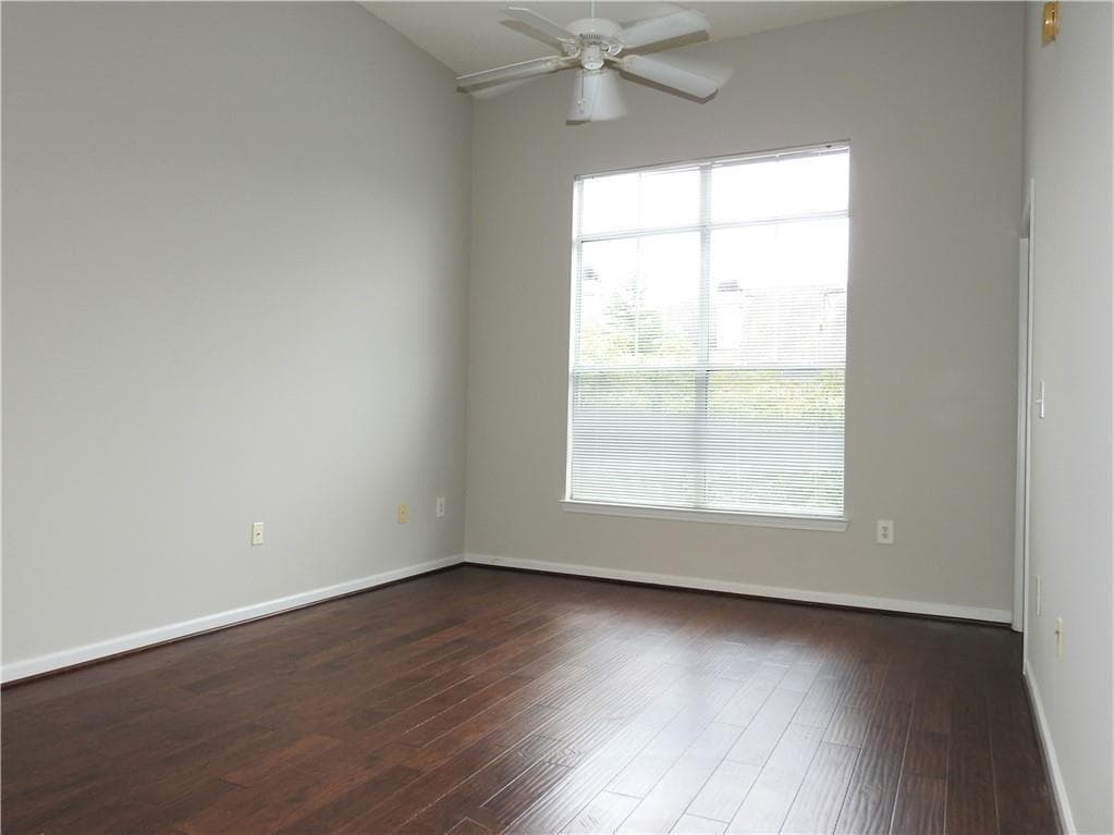 1 bedroom, 1 bathroom, 648 sq ft condominium for rent at 10 Perimeter Summit Boulevard 3403, Atlanta, GA 30319 for $1,450 a month — photo 10