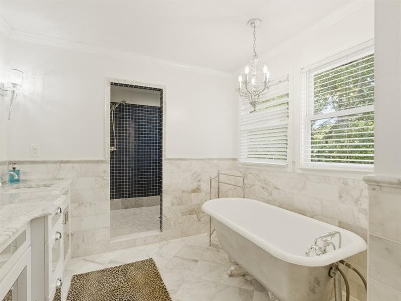 5 bedroom, 5 bathroom, 4,006 sq ft single family residence for rent at 1350 Battleview Drive, Atlanta, GA 30327 for $8,500 a month — photo 7