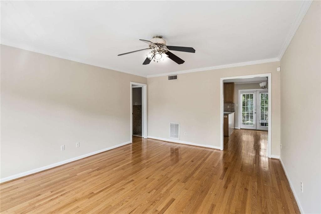 2 bedroom, 2 bathroom, 1,050 sq ft condominium for sale at 1101 Collier Road R3, Atlanta, GA 30318 — photo 6