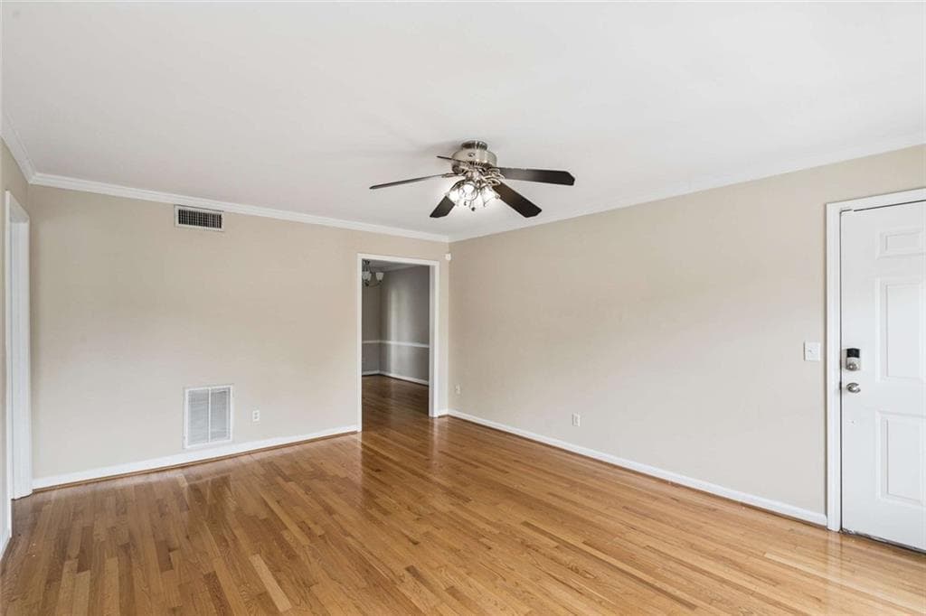 2 bedroom, 2 bathroom, 1,050 sq ft condominium for sale at 1101 Collier Road R3, Atlanta, GA 30318 — photo 7