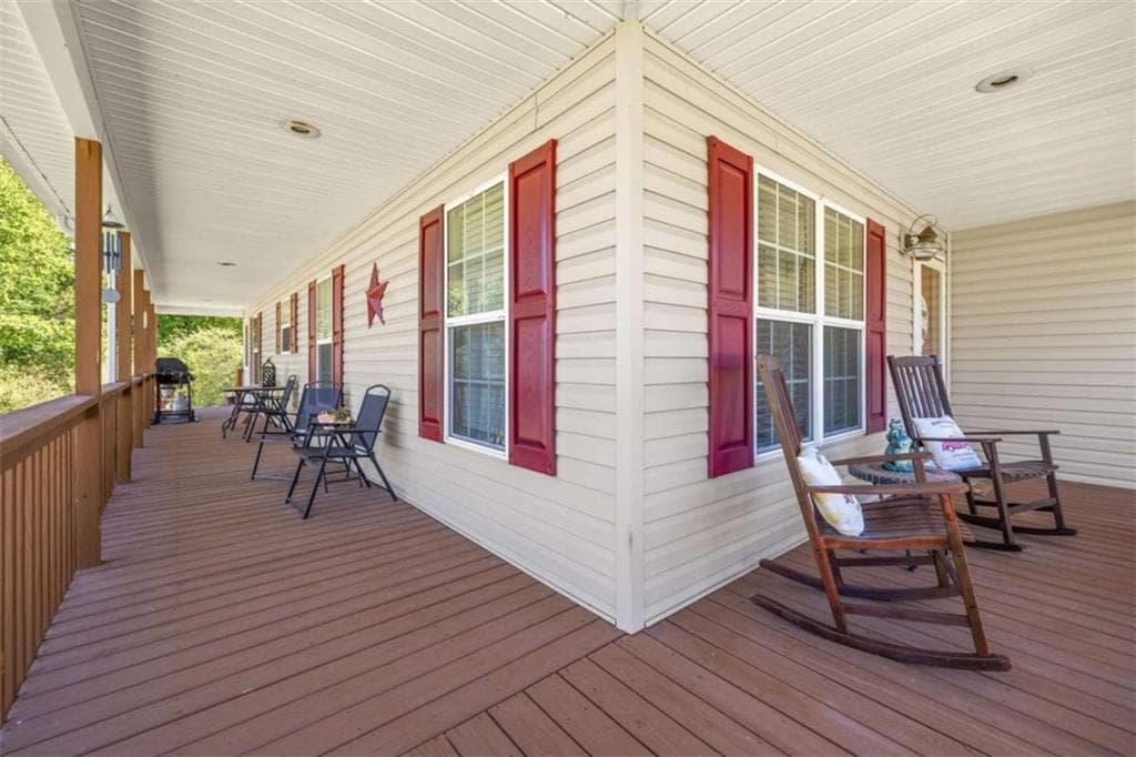 3 bedroom, 2 bathroom, 1,462 sq ft single family residence for sale at 219 MALLARD POND CIRCLE, Alto, GA 30510 — photo 6