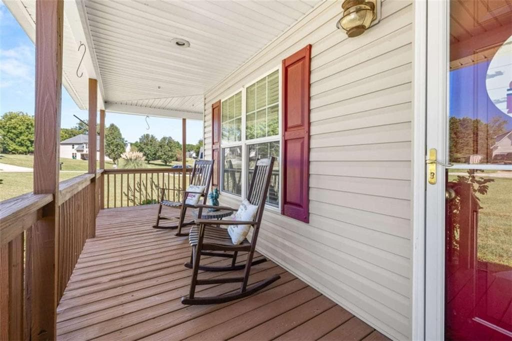 3 bedroom, 2 bathroom, 1,462 sq ft single family residence for sale at 219 MALLARD POND CIRCLE, Alto, GA 30510 — photo 9