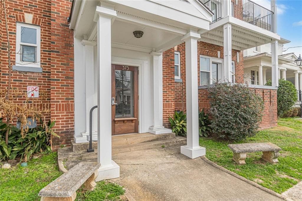 1 bedroom, 1 bathroom, 561 sq ft condominium for sale at 373 Moreland Avenue 108, Atlanta, GA 30307 — photo 4