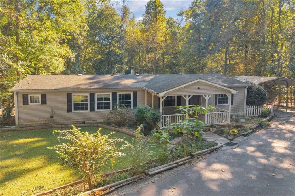 3 bedroom, 2 bathroom, 1,848 sq ft single family residence for sale at 123 Westmoreland Road, Lula, GA 30554
