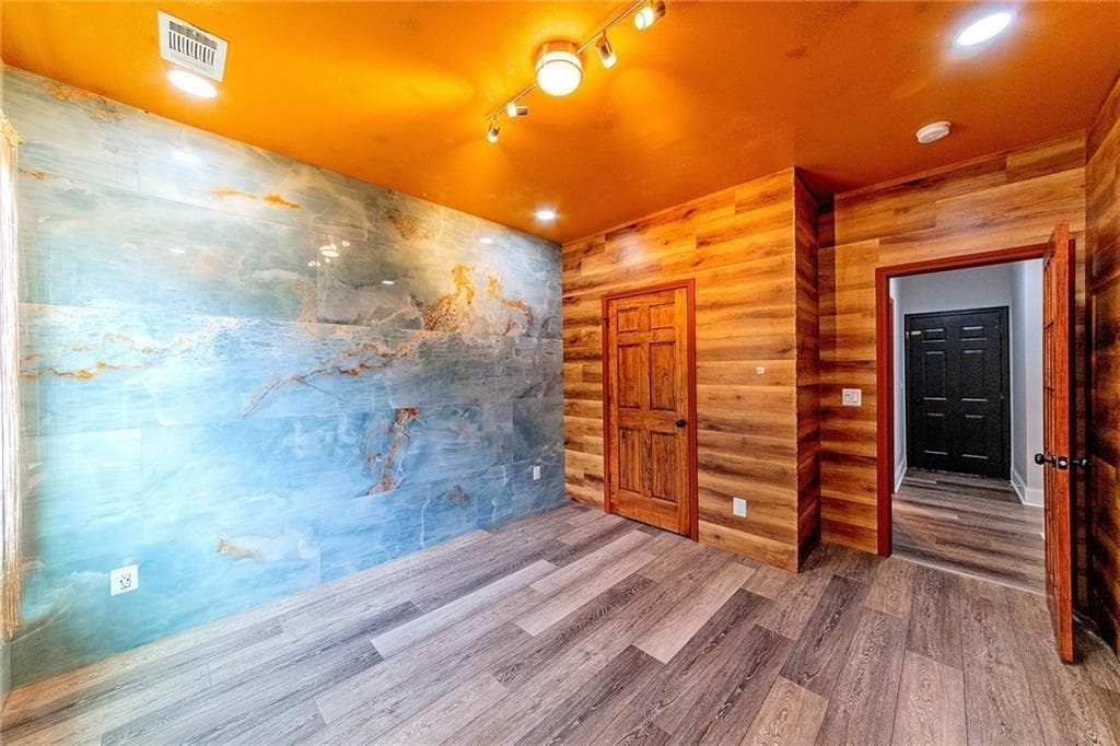 6 bedroom, 3 bathroom, 3,026 sq ft single family residence for sale at 4850 Roseman Trail, Cumming, GA 30040 — photo 7