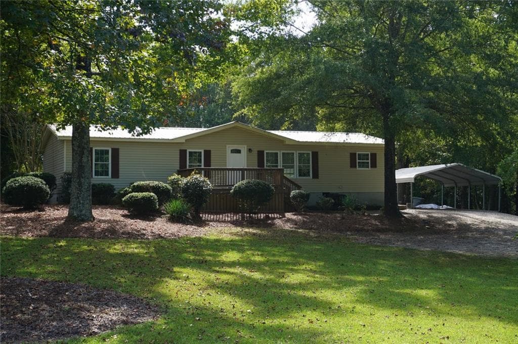 3 bedroom, 2 bathroom, 1,456 sq ft single family residence for sale at 35 Ogle Road, Rockmart, GA 30153