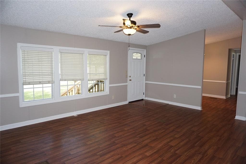 3 bedroom, 2 bathroom, 1,456 sq ft single family residence for sale at 35 Ogle Road, Rockmart, GA 30153 — photo 5