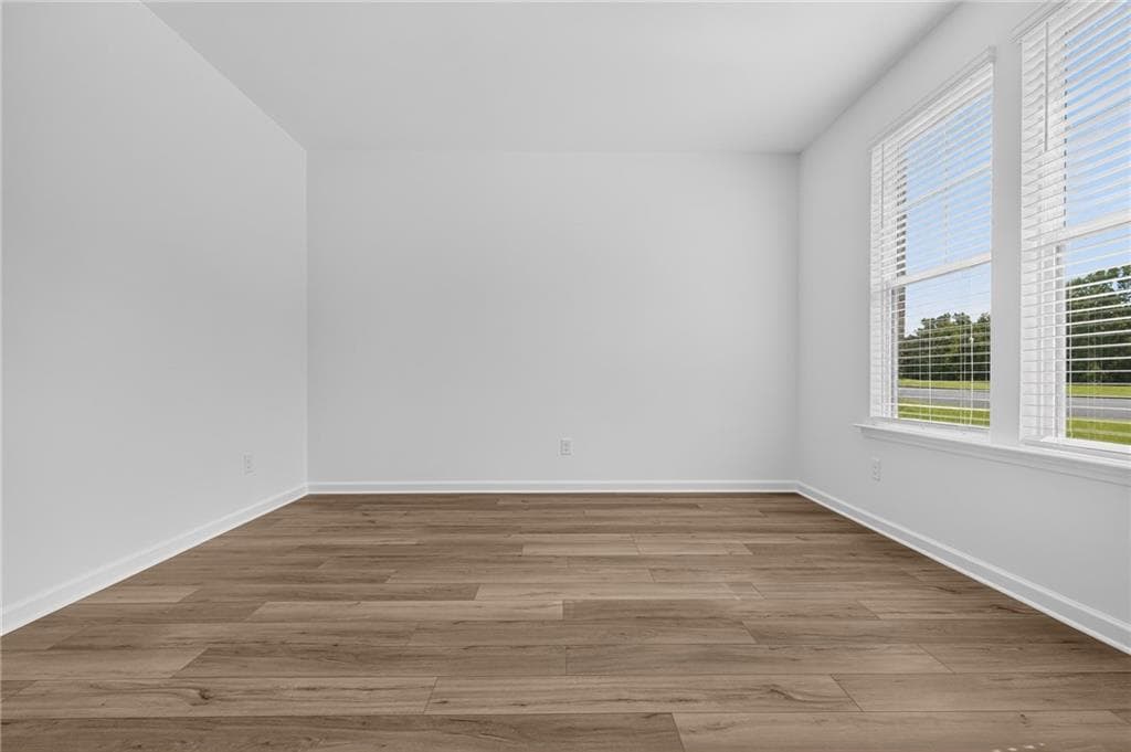 4 bedroom, 4 bathroom, 2,520 sq ft single family residence for sale at 191 Hal Court, Winder, GA 30680 — photo 7