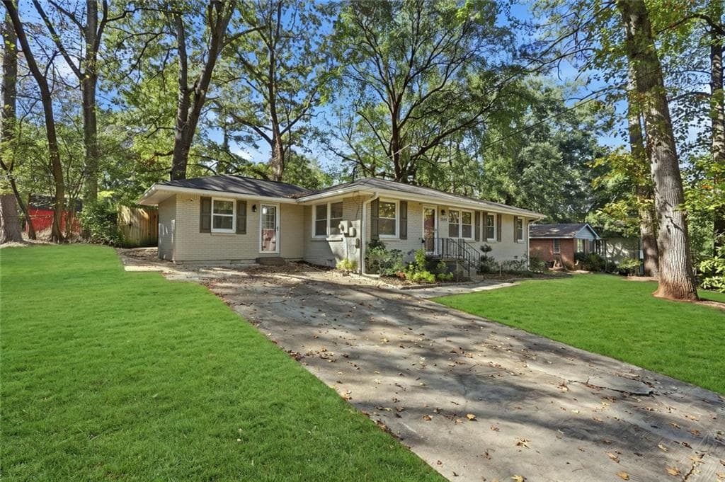3 bedroom, 2 bathroom, 1,292 sq ft single family residence for rent at 1395 Dennis Drive, Decatur, GA 30032 for $1,850 a month — photo 2